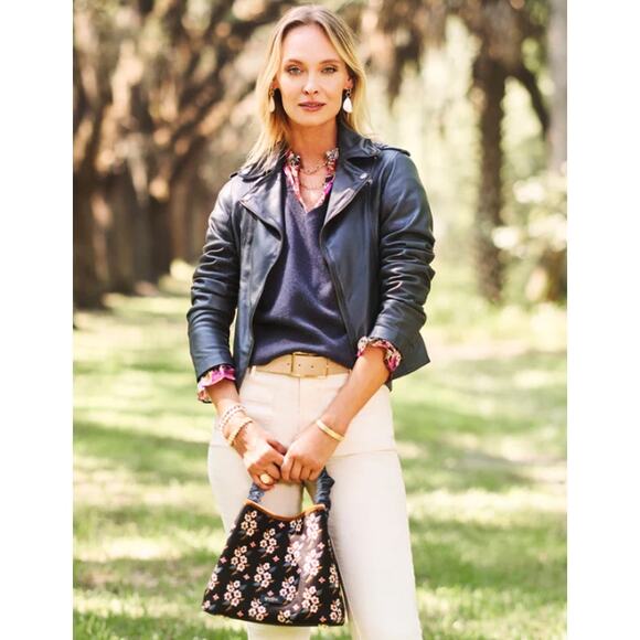 Spartina 449 Crossbody Velvet Handle Bucket Bag - White Hall Blossom Sprig - NWT - Picture 6 of 15